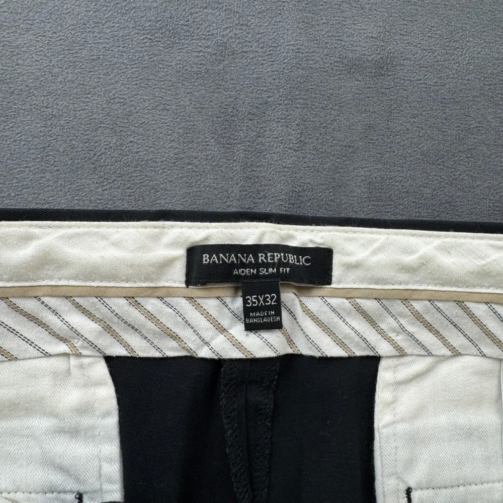 Banana Republic Aiden Slim Fit Chinos Mens 35x32 Black Flat Front Dress Pants